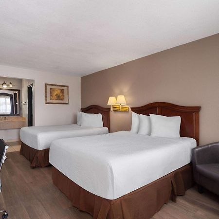Travelodge By Wyndham Tucson Az Cortaro Exterior foto