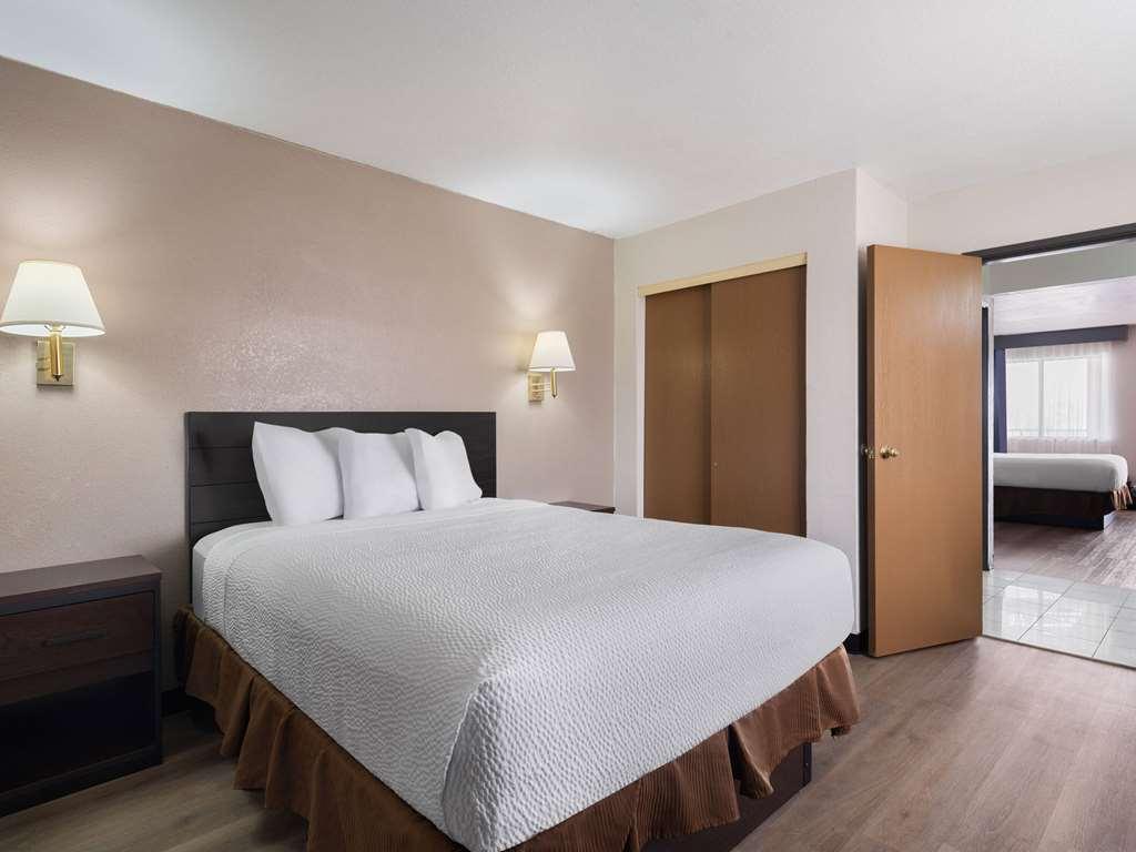 Travelodge By Wyndham Tucson Az Cortaro Habitación foto